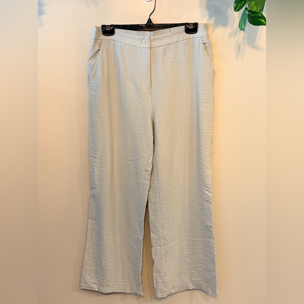 HAPPILY GREY Wide-Leg Crinkle Trousers - Light Mint Green